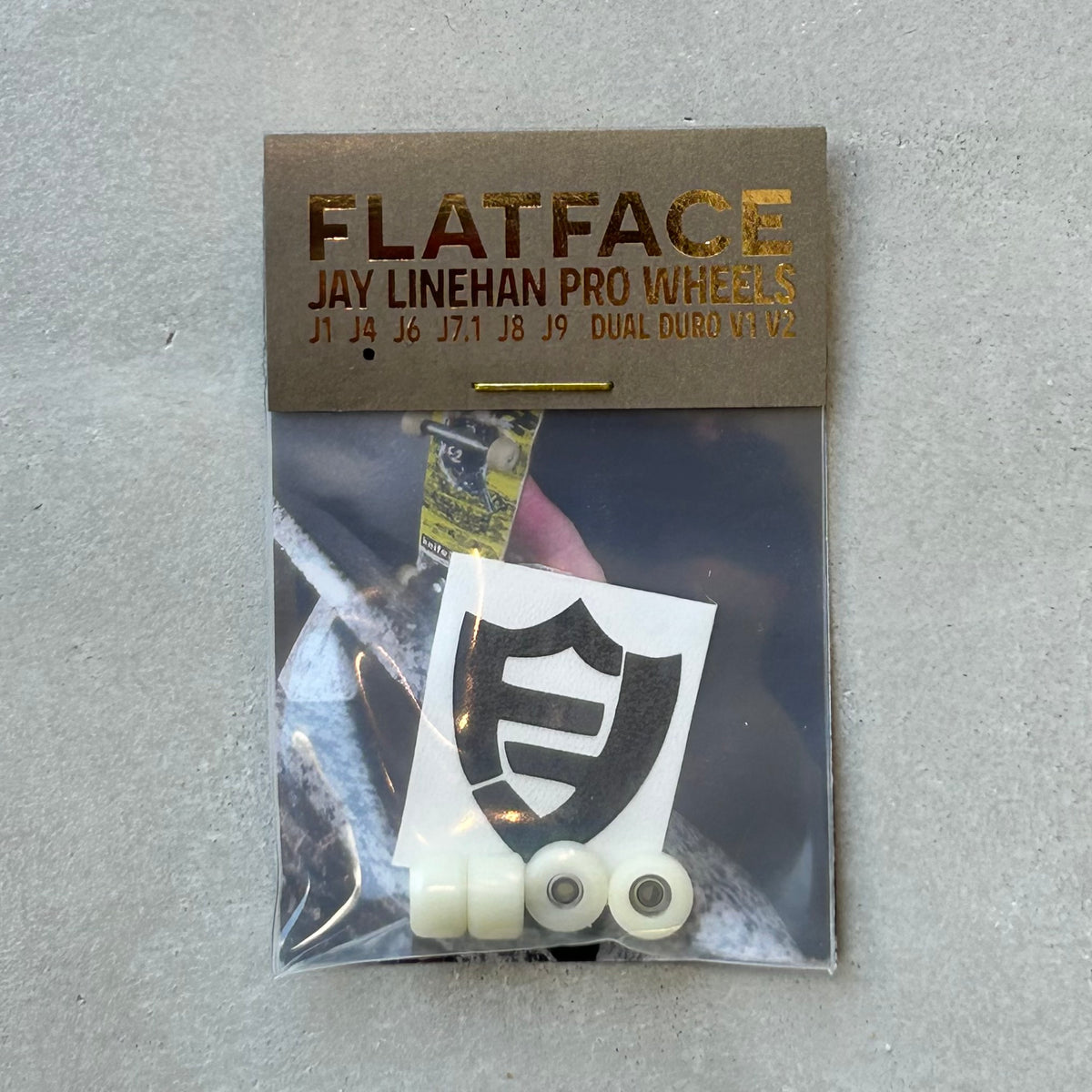 FlatFace Jay Linehan Pro Wheels off white J4