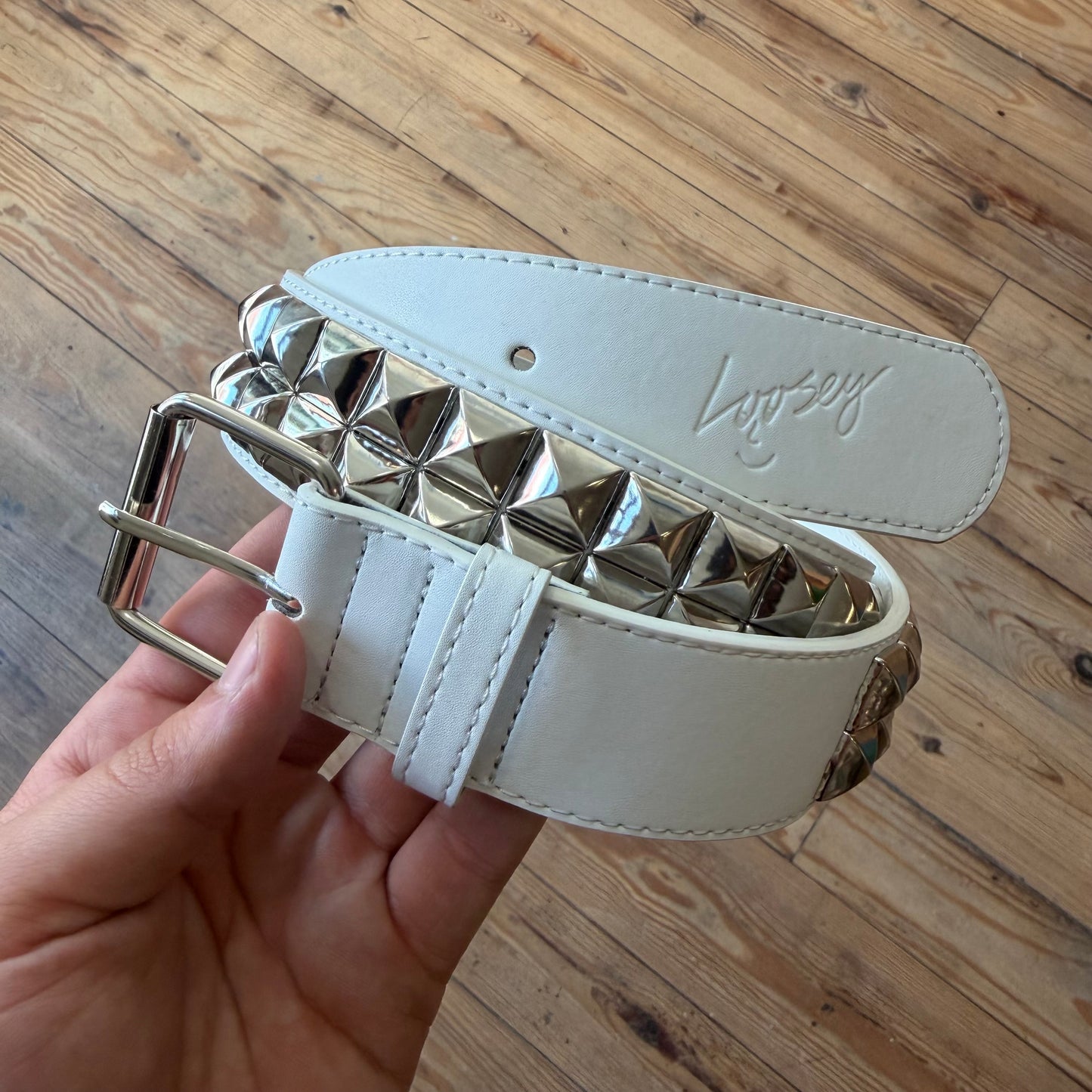 Loosey white stud belt