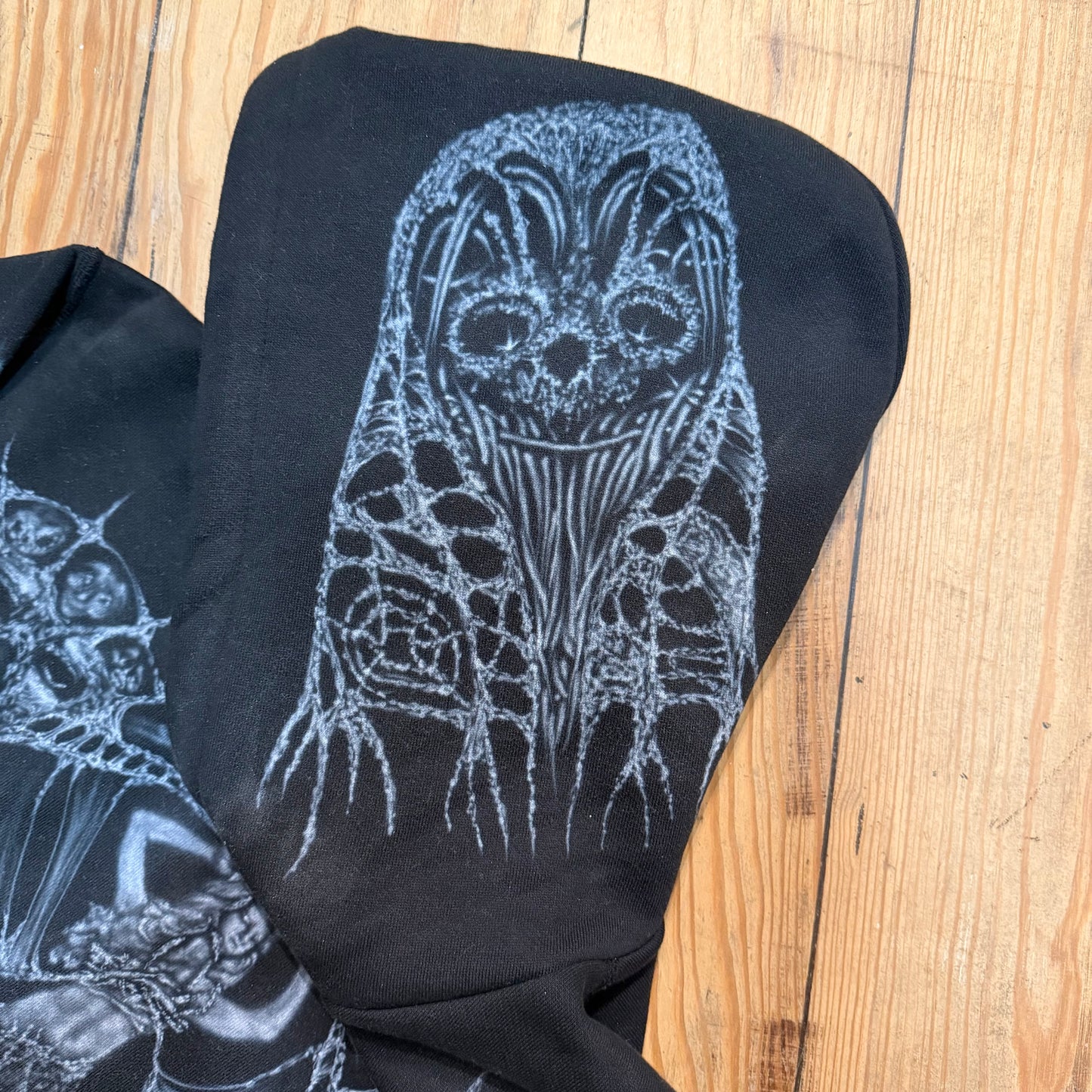 @Narut_anddo airbrushed hoodie