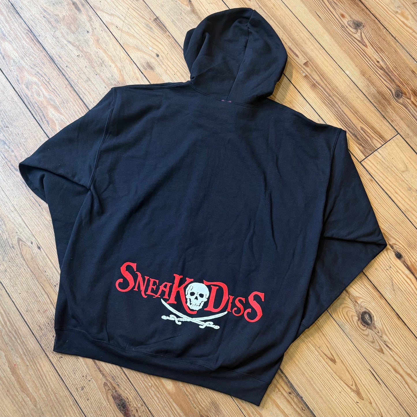 sneak diss skull zip up