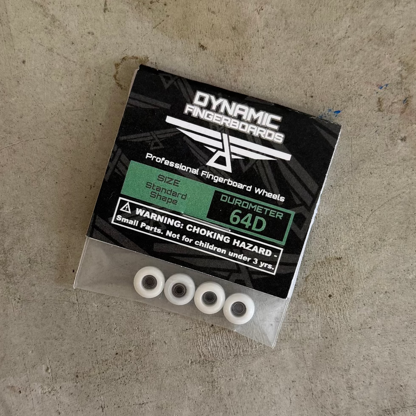 dynamic wheels standard shape 64d white