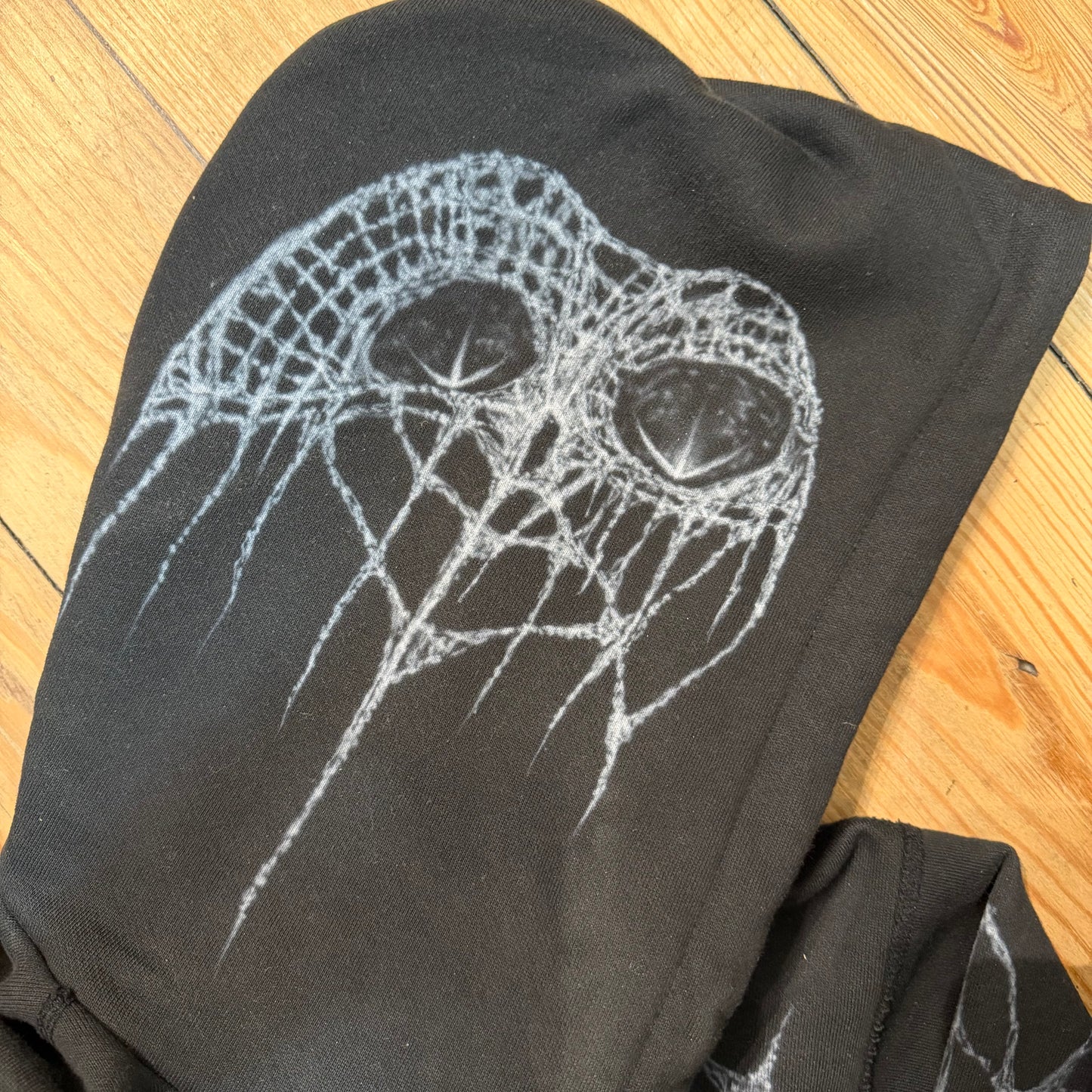 @Narut_anddo airbrushed hoodie