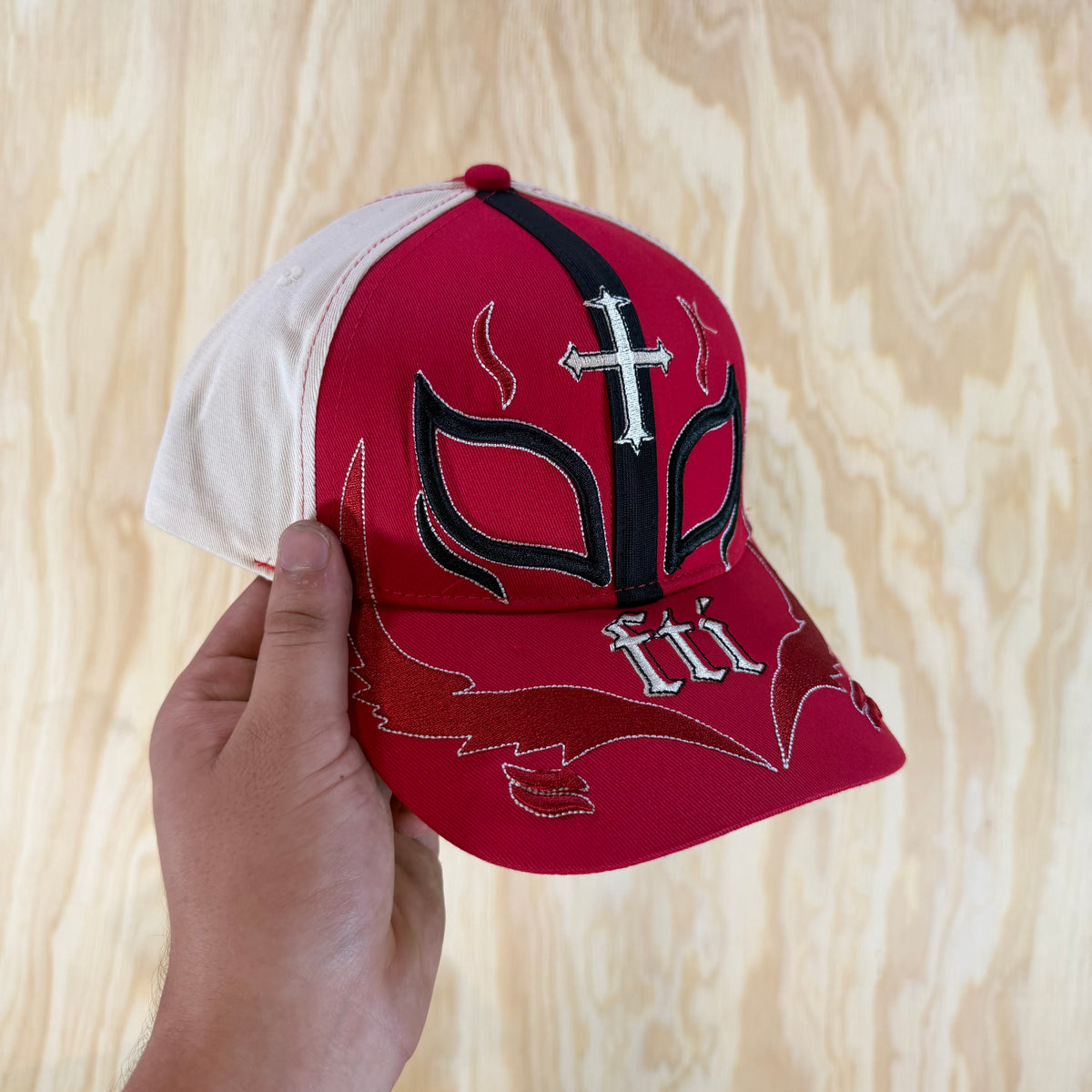 fti mask hat red