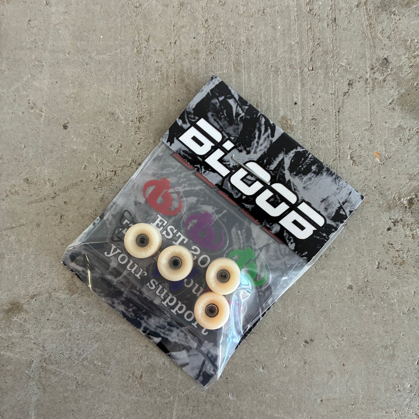 bloob 89s off-white