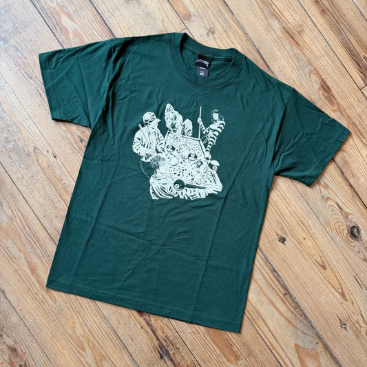 Letter pool tee green