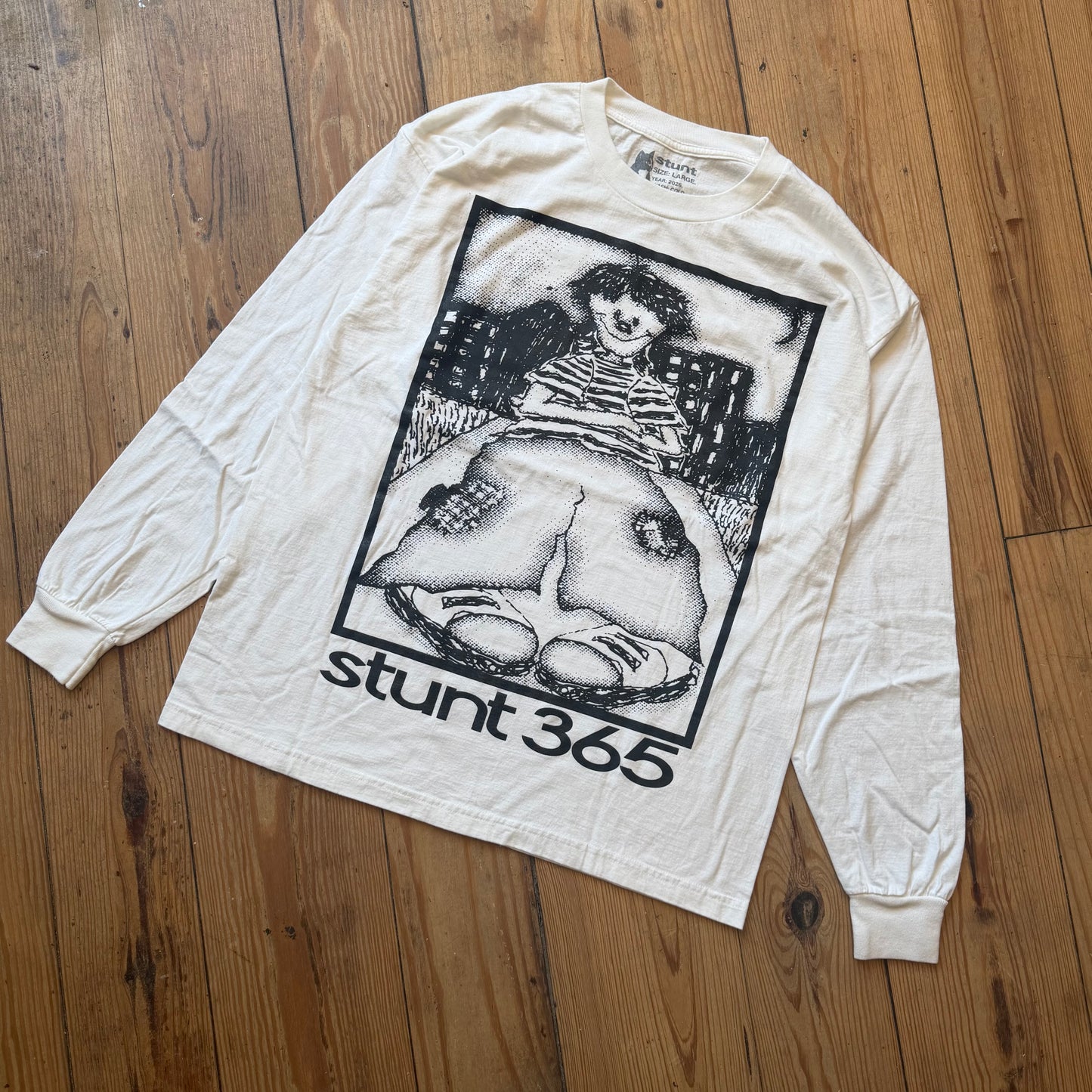 Stunt Large white long sleeve