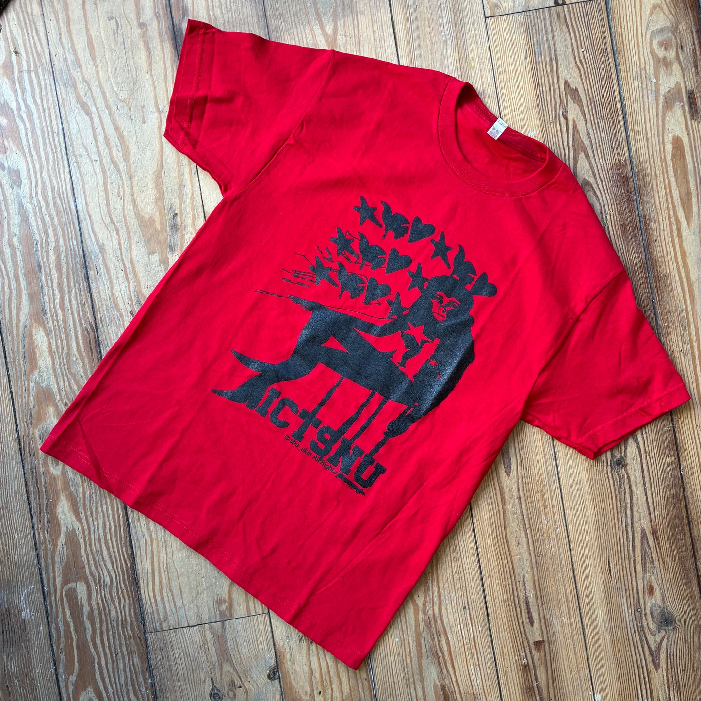 sheskin tee