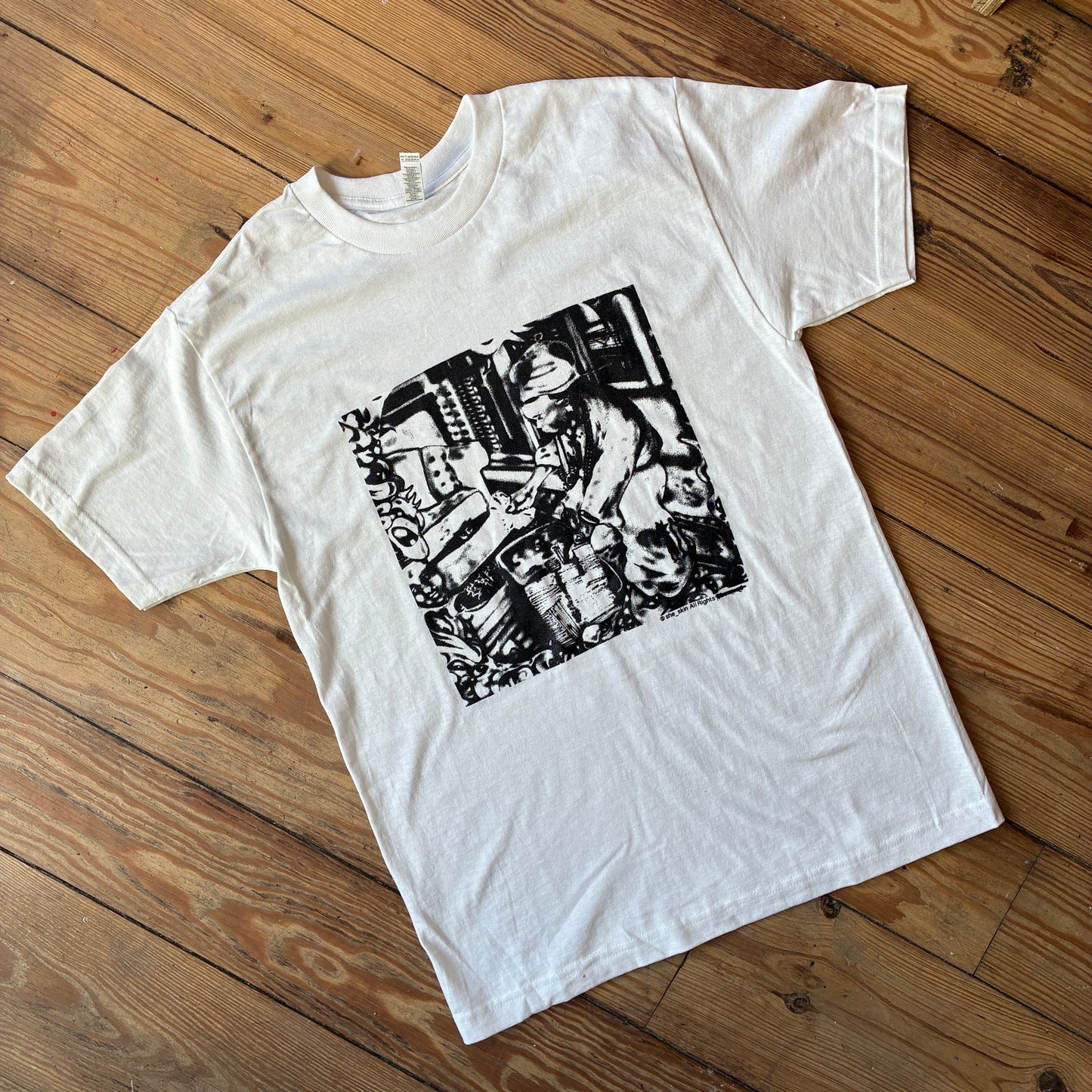 Sheskin tee