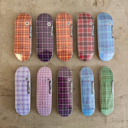 Maple Leaf Plaid Deck
