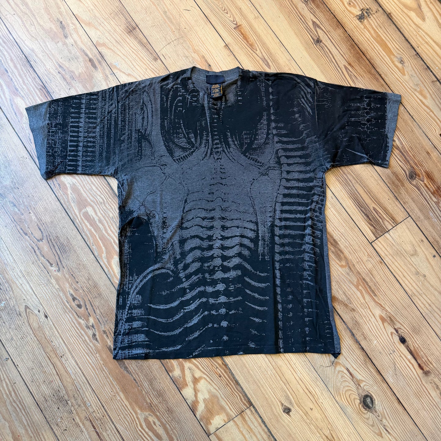 Ogir.ism Tee Large