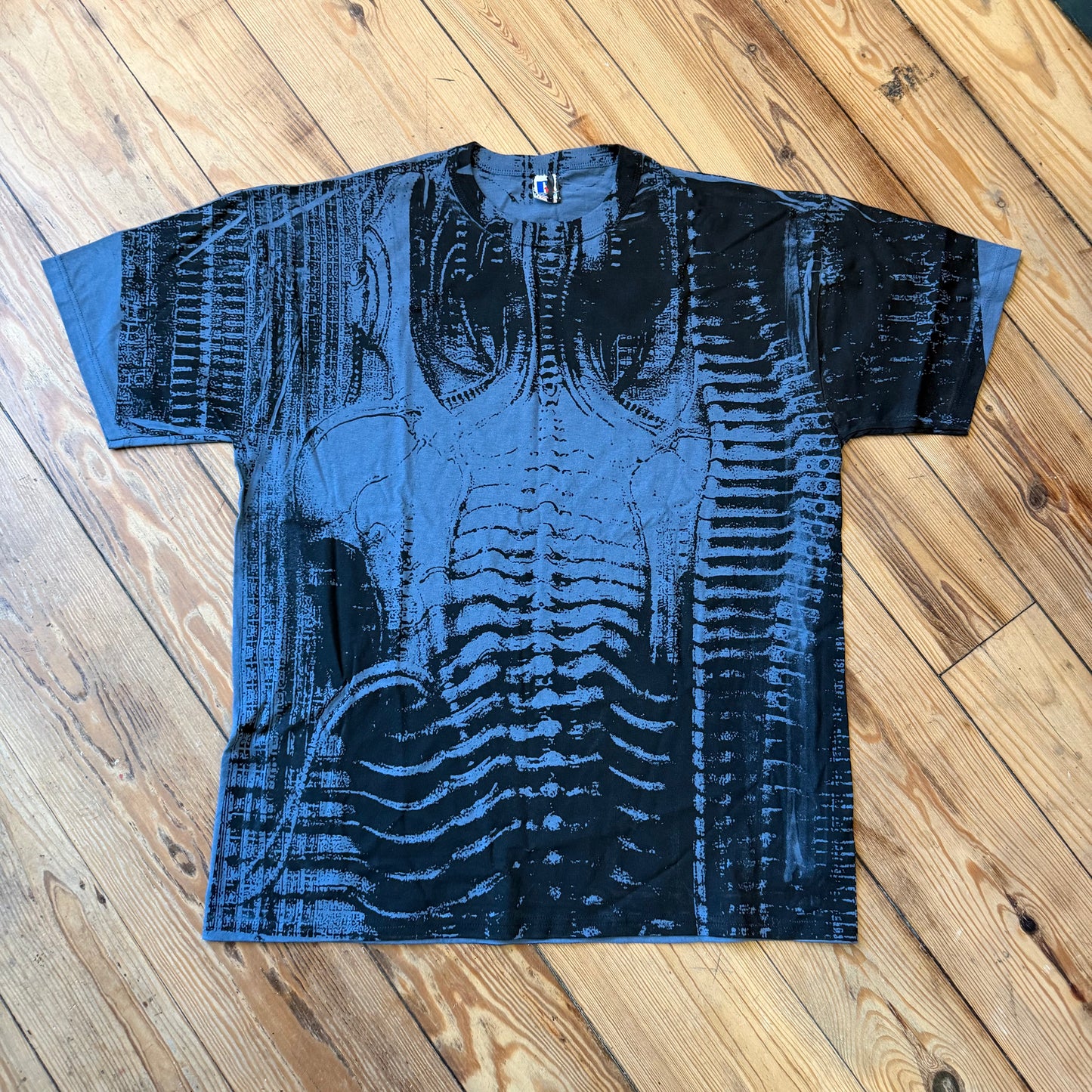 Ogir.ism Tee XL
